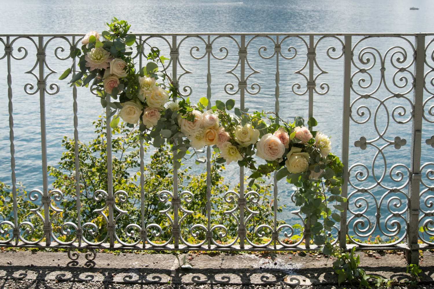 6 wedding flowers como lake