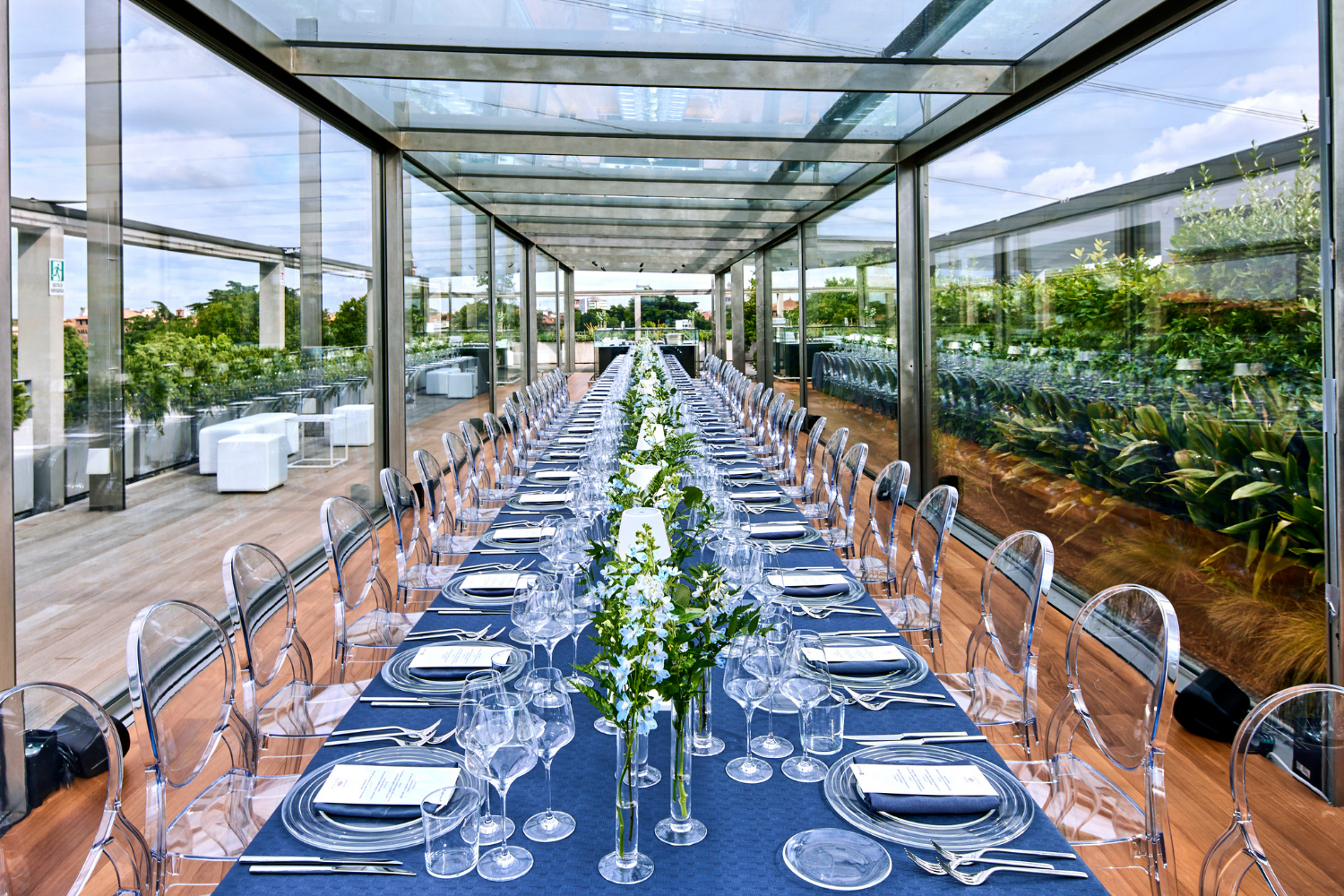 8 dinner set up milano